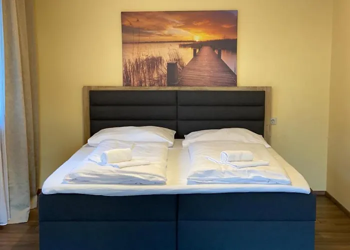 House Auer - By Four Seasons *